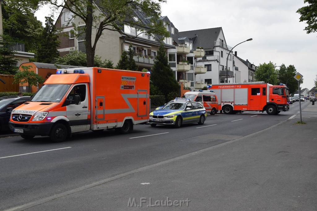 Einsatz BF Koeln Koeln Brueck Bruecker Mauspfad P54.JPG - Miklos Laubert